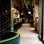 Hotel Mercure Corso Trieste 4*