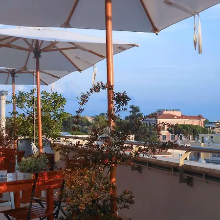 Mercure Corso Trieste 4*