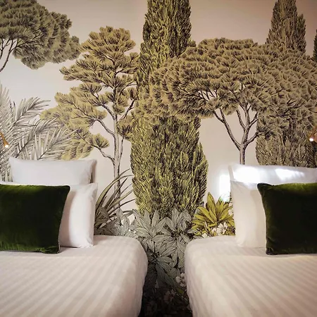 Hotel Mercure Corso Trieste 4*