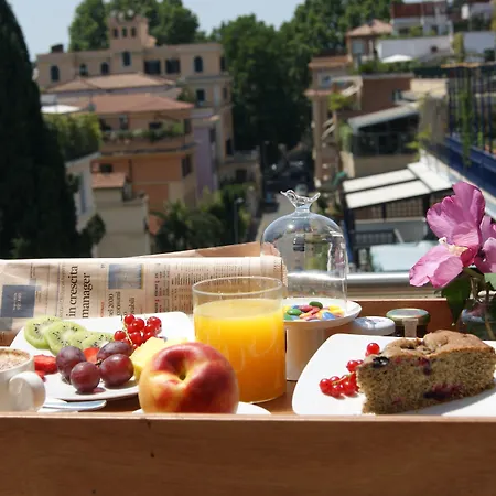 Szálloda Mercure Corso Trieste 4*