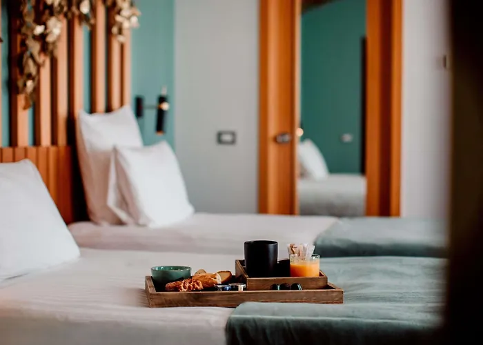 Hotel Mercure Corso Trieste 4*