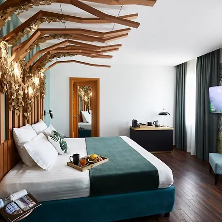 Mercure Corso Trieste מלון 4*