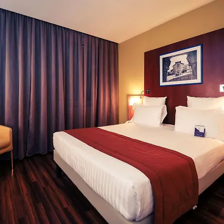 Mercure Corso Trieste מלון