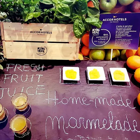 Hotel Mercure Corso Trieste 4*