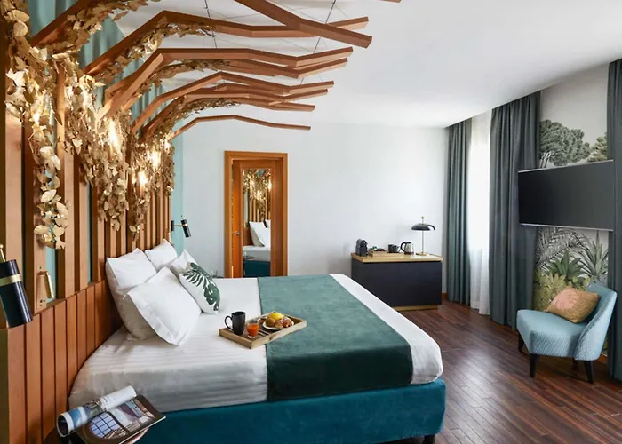 Szálloda Mercure Corso Trieste 4*